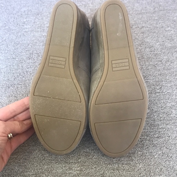 TOMS DESERT WEDGE SHOES TAUPE TAN SUEDE LACE UP SIZE 8 - Picture 5 of 6